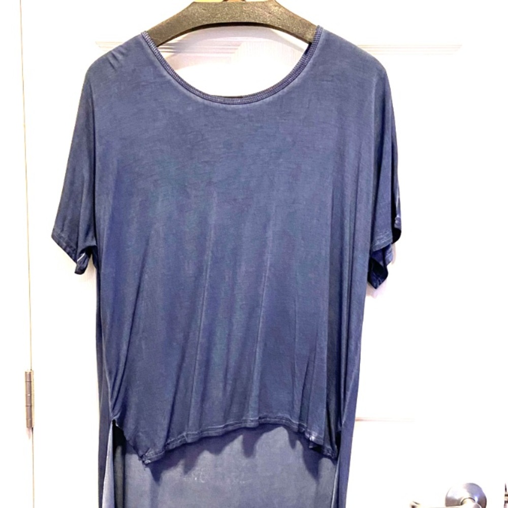 NWT Blue Hi-Lo Knit T-Shirt